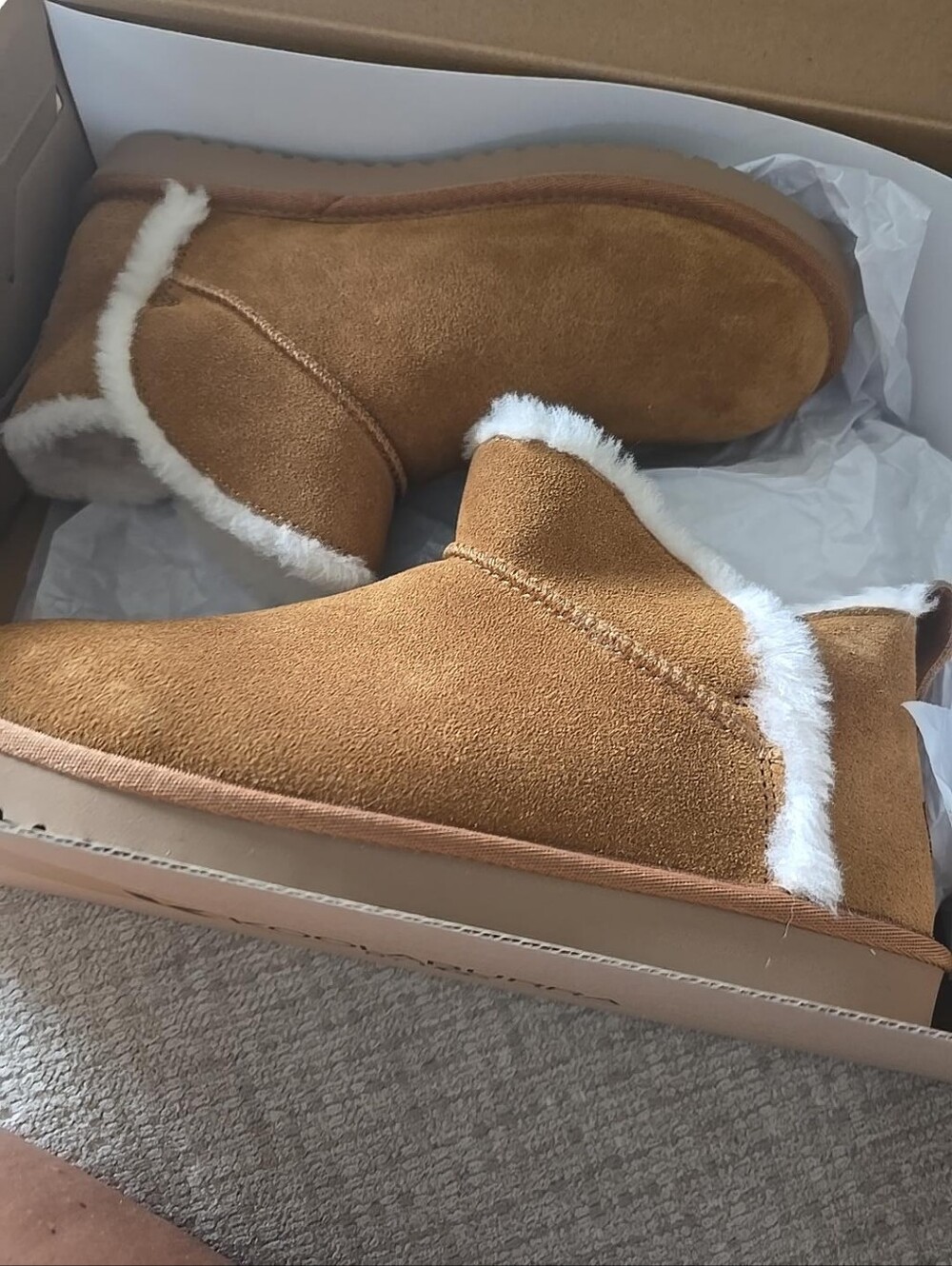 Koolaburra by UGG Womenβs Boots Size 9 β New/Never Worn